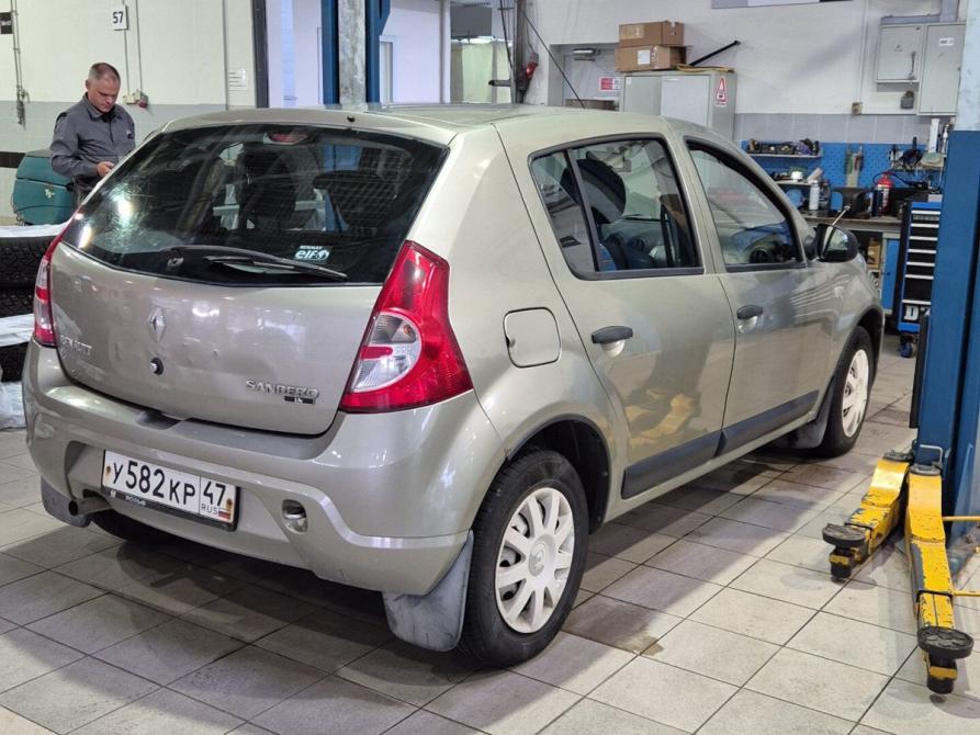 Renault Sandero I Санкт-Петербург  - изображение 6