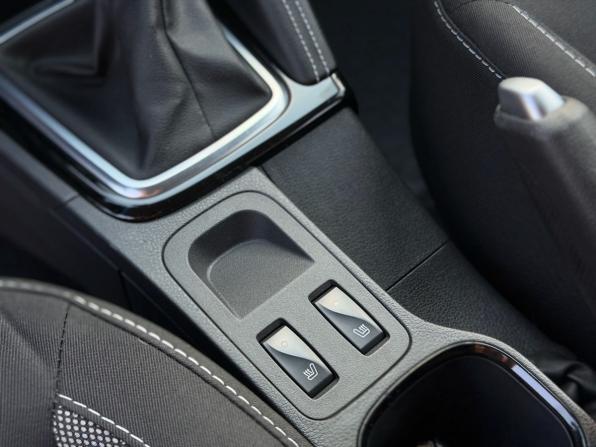 Renault Kaptur I Рестайлинг с пробегом 2021 года, цена 1 290 000 рублей, 46196 км, внедорожник, Автокод Объявления