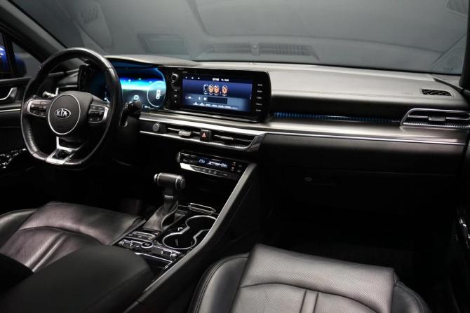 Kia K5 III с пробегом 2020 года, цена 2 499 000 рублей, 54950 км, седан, Автокод Объявления