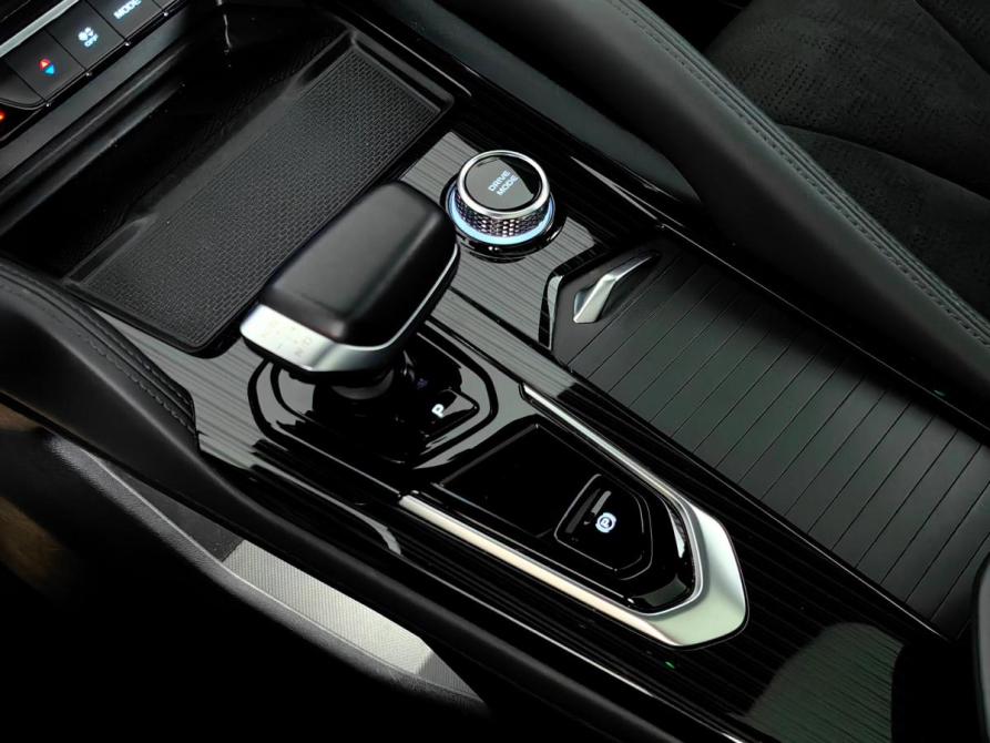 Geely Monjaro I Москва  - изображение 19