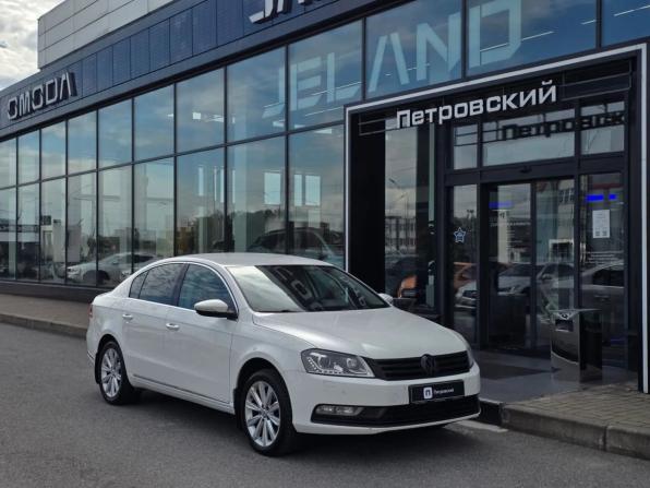 Volkswagen Passat B7 с пробегом 2012 года, цена 930 000 рублей, 243003 км, седан, Автокод Объявления