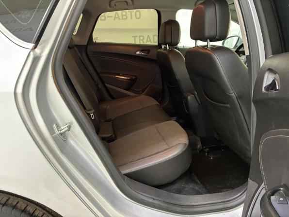 Opel Astra J с пробегом 2012 года, цена 460 000 рублей, 252000 км, хэтчбек, Автокод Объявления