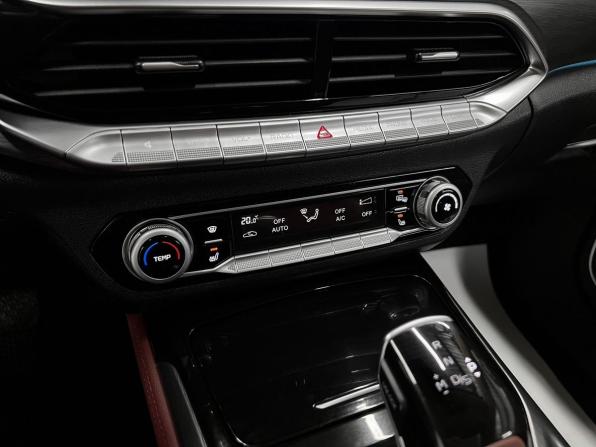 FAW Bestune T77 I с пробегом 2022 года, цена 1 795 000 рублей, 50449 км, внедорожник, Автокод Объявления
