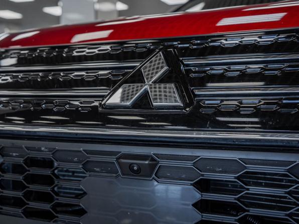 Mitsubishi Outlander IV с пробегом 2023 года, цена 3 946 000 рублей, 30556 км, внедорожник, Автокод Объявления