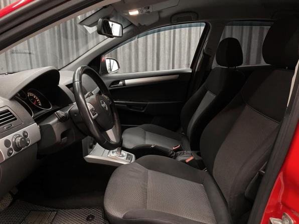 Opel Astra H Рестайлинг с пробегом 2011 года, цена 650 000 рублей, 126000 км, хэтчбек, Автокод Объявления