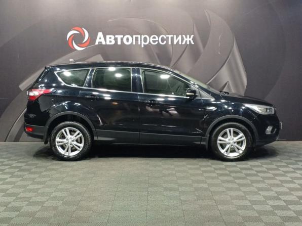 Ford Kuga II Рестайлинг с пробегом 2017 года, цена 1 480 000 рублей, 196000 км, внедорожник, Автокод Объявления