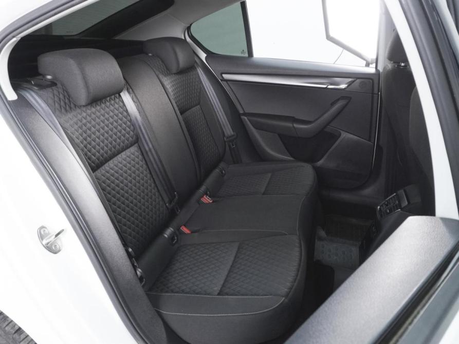 Skoda Octavia III (A7) Рестайлинг Ростов-на-Дону  - изображение 7