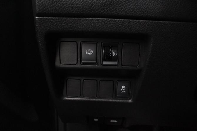 Nissan Qashqai II с пробегом 2015 года, цена 1 280 000 рублей, 192969 км, внедорожник, Автокод Объявления