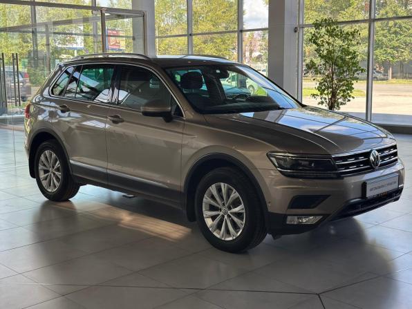 Volkswagen Tiguan II с пробегом 2017 года, цена 2 595 000 рублей, 99000 км, внедорожник, Автокод Объявления