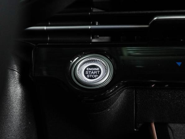 Omoda C5 I с пробегом 2023 года, цена 1 798 000 рублей, 27482 км, внедорожник, Автокод Объявления