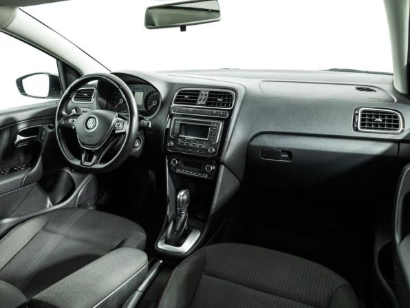 Volkswagen Polo V Рестайлинг с пробегом 2017 года, цена 1 199 700 рублей, 113095 км, седан, Автокод Объявления