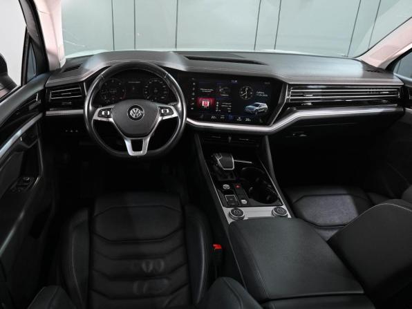 Volkswagen Touareg III с пробегом 2020 года, цена 6 499 000 рублей, 137635 км, внедорожник, Автокод Объявления