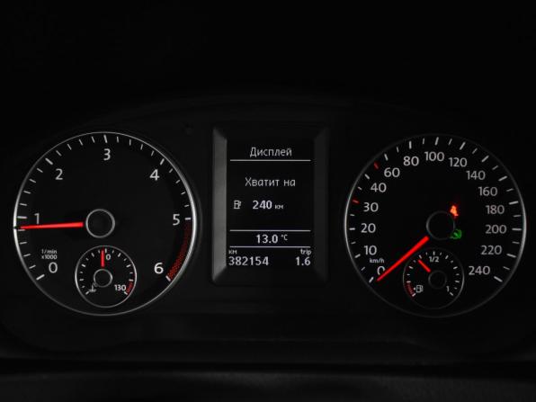 Volkswagen Caravelle T5 Рестайлинг с пробегом 2011 года, цена 1 319 000 рублей, 382152 км, минивэн, Автокод Объявления