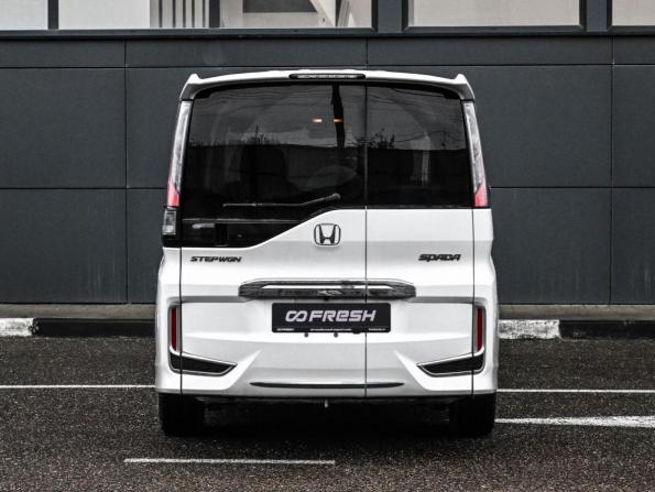 Honda Stepwgn V Рестайлинг с пробегом 2019 года, цена 2 249 000 рублей, 98061 км, минивэн, Автокод Объявления