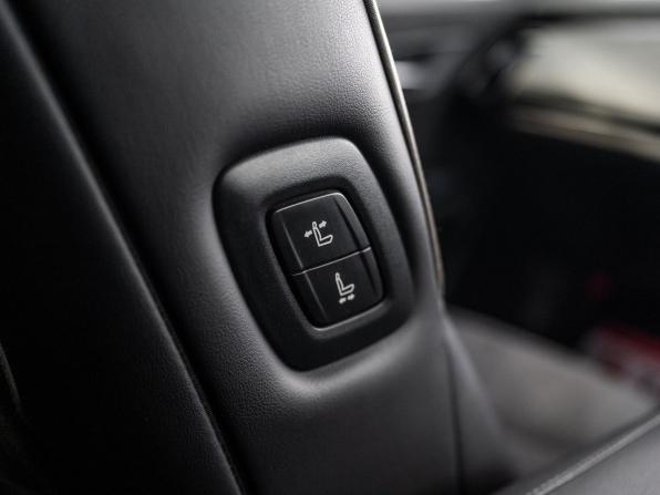 Toyota Crown XV (S220) с пробегом 2018 года, цена 3 098 500 рублей, 153447 км, седан, Автокод Объявления