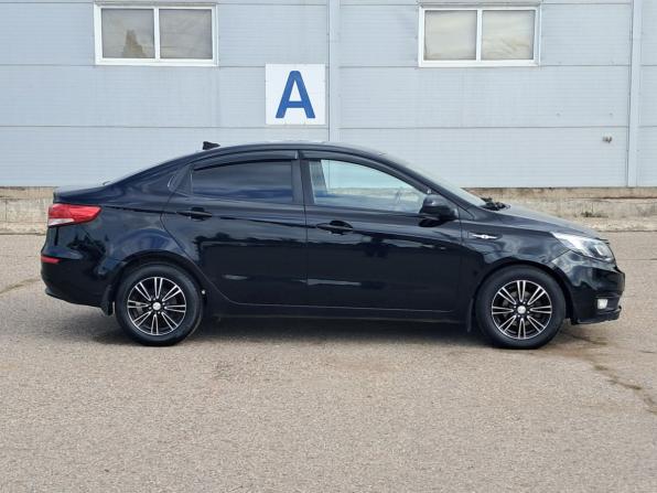 Kia Rio III Рестайлинг с пробегом 2017 года, цена 945 000 рублей, 143932 км, седан, Автокод Объявления