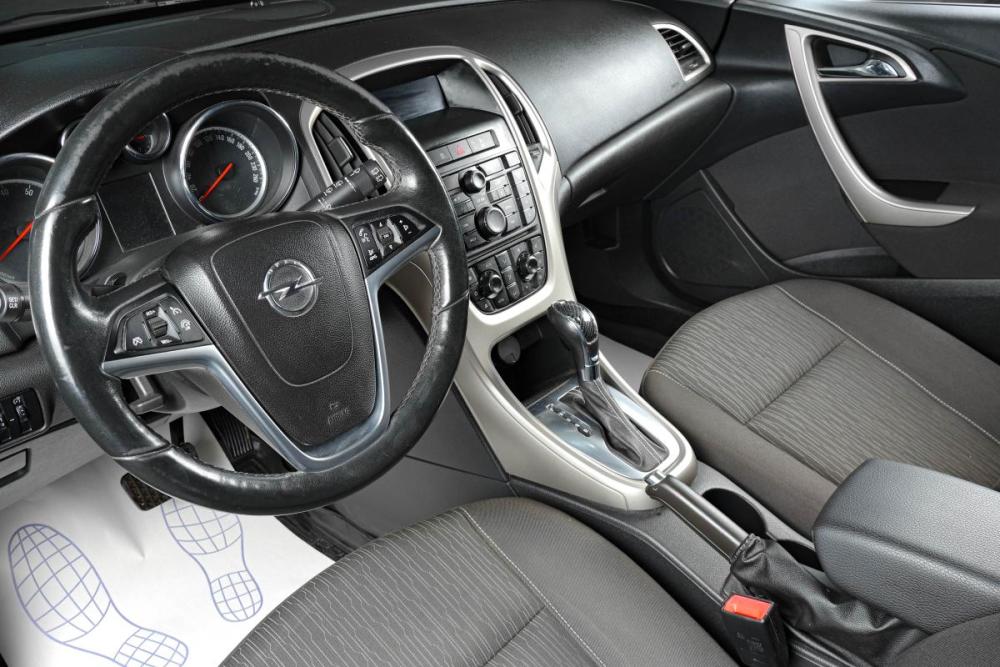 Opel Astra J Рестайлинг Тюмень  - изображение 8
