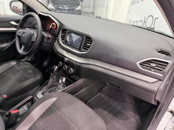 Lada (ВАЗ) Vesta I Рестайлинг (NG) с пробегом 2024 года, цена 1 399 000 рублей, 17881 км, седан, Автокод Объявления