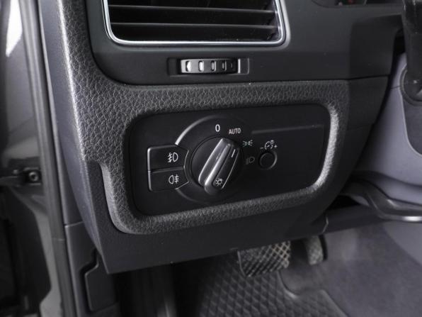 Volkswagen Touareg II с пробегом 2012 года, цена 2 000 000 рублей, 200420 км, внедорожник, Автокод Объявления