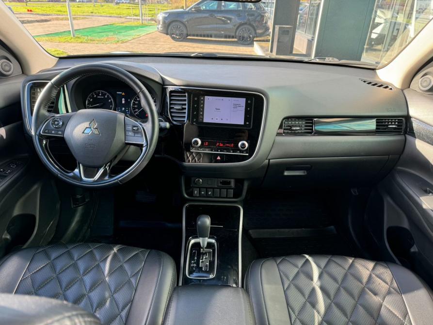 Mitsubishi Outlander III Рестайлинг 3 Архангельск  - изображение 14
