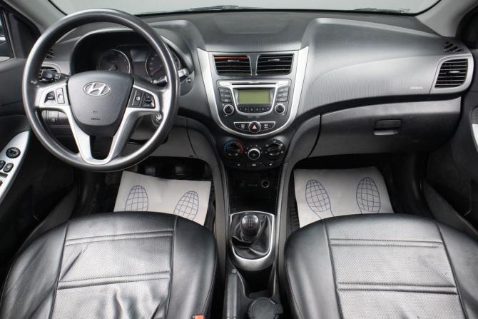 Hyundai Solaris I с пробегом 2013 года, цена 849 000 рублей, 104345 км, седан, Автокод Объявления