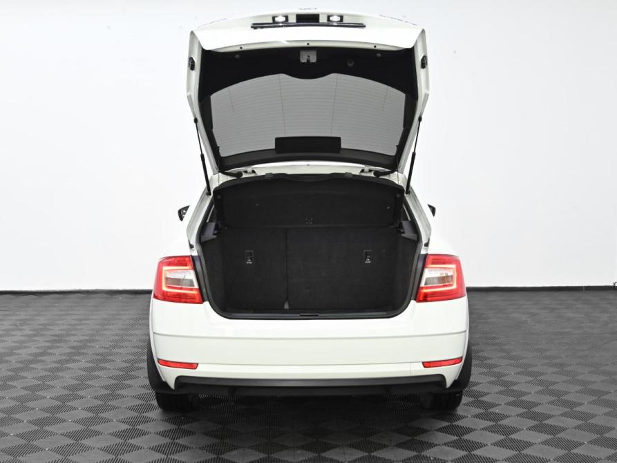 Skoda Octavia III (A7) Рестайлинг Москва  - изображение 5