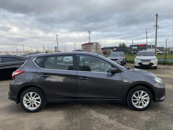 Nissan Tiida II с пробегом 2015 года, цена 895 000 рублей, 171616 км, хэтчбек, Автокод Объявления