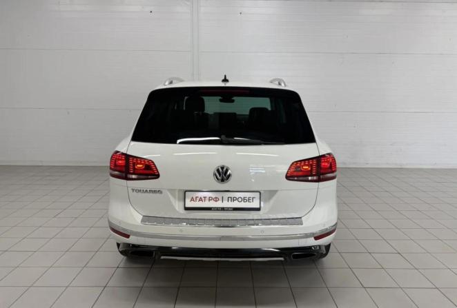 Volkswagen Touareg II Рестайлинг с пробегом 2017 года, цена 3 280 000 рублей, 233454 км, внедорожник, Автокод Объявления