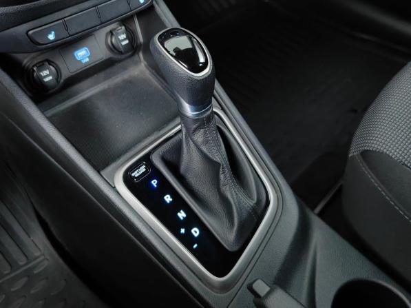 Hyundai Solaris II с пробегом 2019 года, цена 1 285 000 рублей, 138078 км, седан, Автокод Объявления
