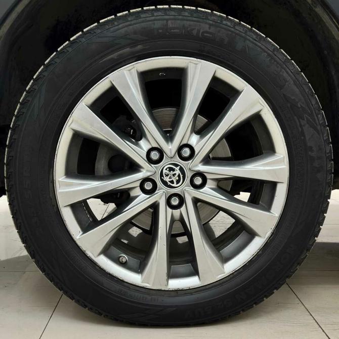 Toyota RAV4 IV (XA40) Рестайлинг Москва  - изображение 17