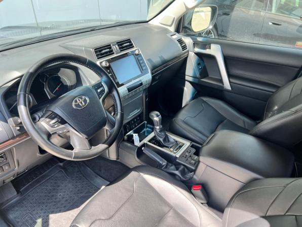Toyota Land Cruiser Prado 150 Series Рестайлинг 2 с пробегом 2019 года, цена 4 890 000 рублей, 123525 км, внедорожник, Автокод Объявления