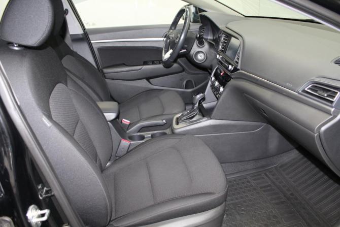 Hyundai Elantra VI (AD) Рестайлинг с пробегом 2019 года, цена 1 699 000 рублей, 60676 км, седан, Автокод Объявления