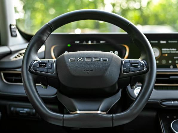 Exeed LX I Рестайлинг с пробегом 2023 года, цена 1 770 000 рублей, 58963 км, внедорожник, Автокод Объявления