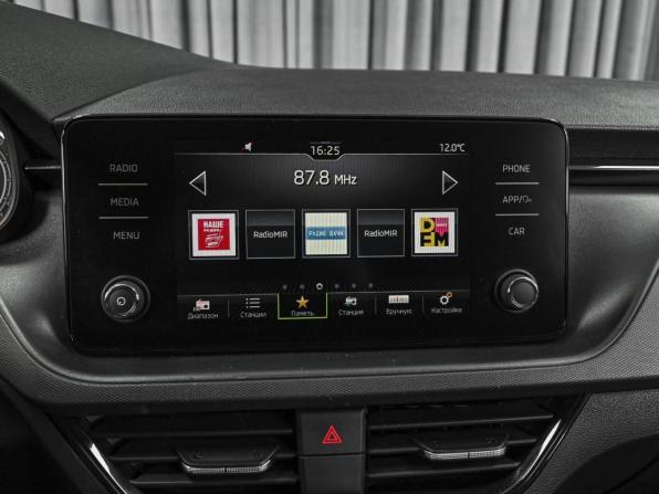 Skoda Rapid II с пробегом 2020 года, цена 1 445 000 рублей, 160012 км, лифтбек, Автокод Объявления