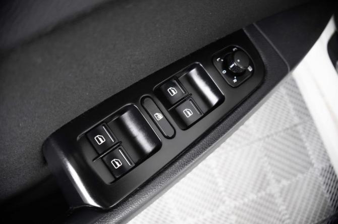 Skoda Superb II с пробегом 2011 года, цена 1 049 000 рублей, 301200 км, лифтбек, Автокод Объявления