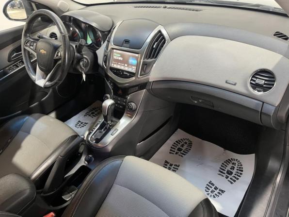 Chevrolet Cruze I Рестайлинг с пробегом 2012 года, цена 550 000 рублей, 225230 км, хэтчбек, Автокод Объявления