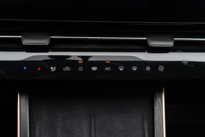 Omoda C5 I Рестайлинг с пробегом 2024 года, цена 1 650 000 рублей, 32184 км, внедорожник, Автокод Объявления