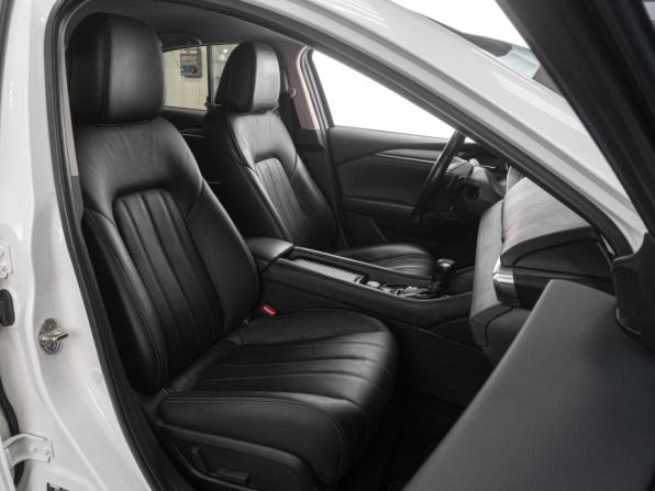 Mazda 6 III (GJ) Рестайлинг 2 с пробегом 2021 года, цена 2 449 000 рублей, 85856 км, седан, Автокод Объявления