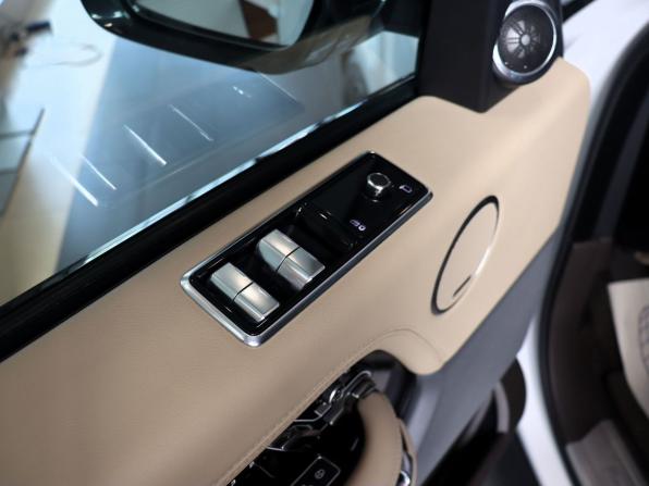 Land Rover Range Rover IV Рестайлинг с пробегом 2018 года, цена 7 500 000 рублей, 72722 км, внедорожник, Автокод Объявления