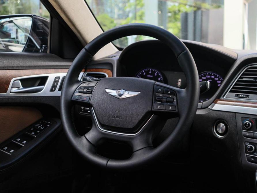 Hyundai Genesis II Москва  - изображение 14