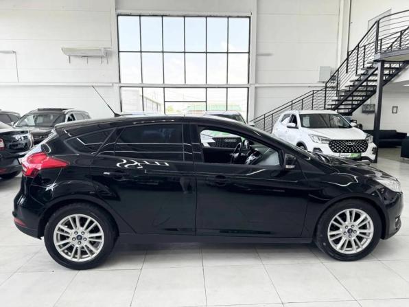 Ford Focus III Рестайлинг с пробегом 2016 года, цена 1 149 000 рублей, 153663 км, хэтчбек, Автокод Объявления