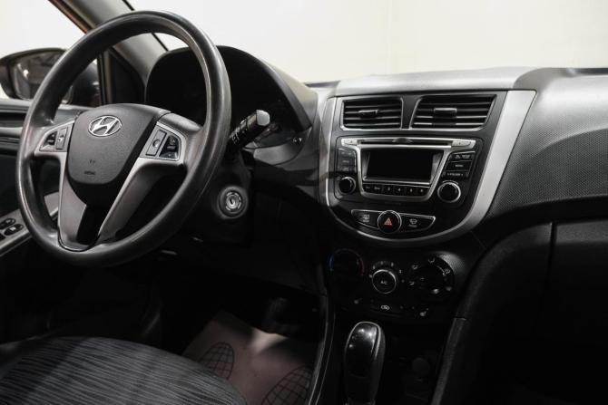 Hyundai Solaris I Рестайлинг с пробегом 2014 года, цена 899 000 рублей, 161000 км, хэтчбек, Автокод Объявления