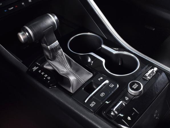 Kia K5 III с пробегом 2021 года, цена 2 399 995 рублей, 110851 км, седан, Автокод Объявления