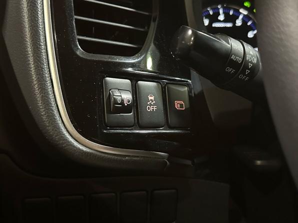 Mitsubishi Outlander III Рестайлинг 3 с пробегом 2020 года, цена 2 399 900 рублей, 100500 км, внедорожник, Автокод Объявления