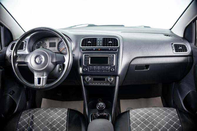 Volkswagen Polo V с пробегом 2013 года, цена 649 000 рублей, 237500 км, седан, Автокод Объявления