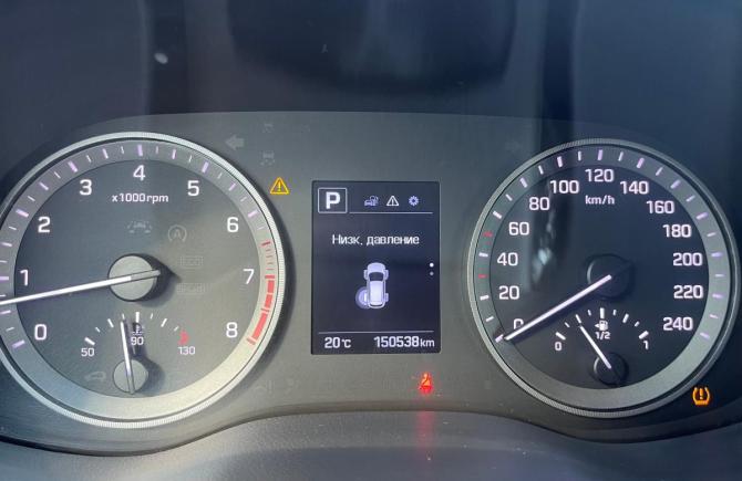Hyundai Tucson III Рестайлинг с пробегом 2018 года, цена 2 260 000 рублей, 150484 км, внедорожник, Автокод Объявления