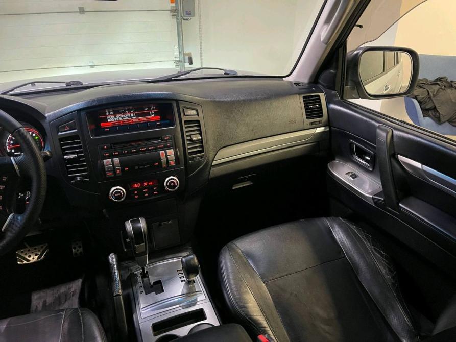 Mitsubishi Pajero IV Рестайлинг 1 Новосибирск  - изображение 20