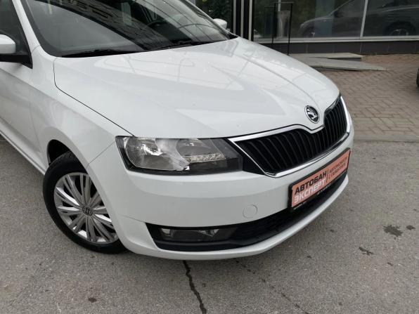 Skoda Rapid I Рестайлинг с пробегом 2019 года, цена 1 366 000 рублей, 91421 км, лифтбек, Автокод Объявления