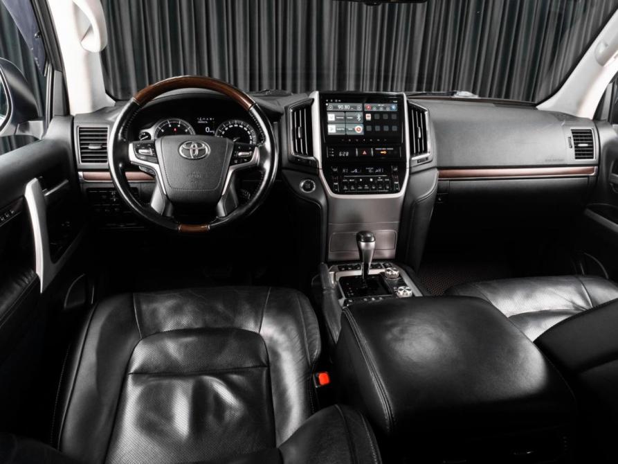 Toyota Land Cruiser 200 Series Рестайлинг 2 Тюмень  - изображение 6