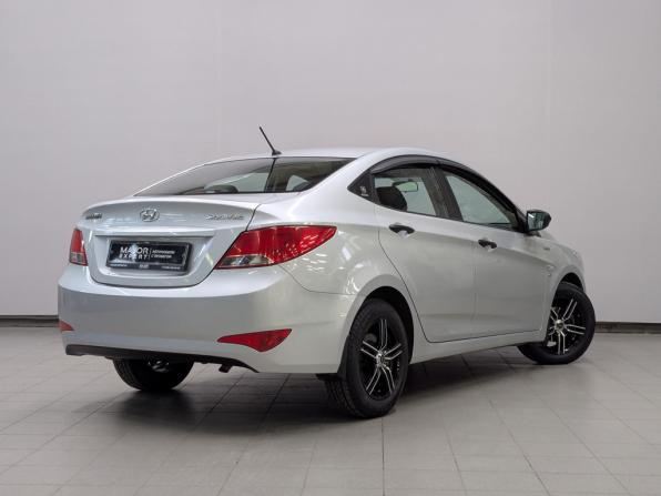 Hyundai Solaris I Рестайлинг с пробегом 2015 года, цена 1 140 000 рублей, 89682 км, седан, Автокод Объявления